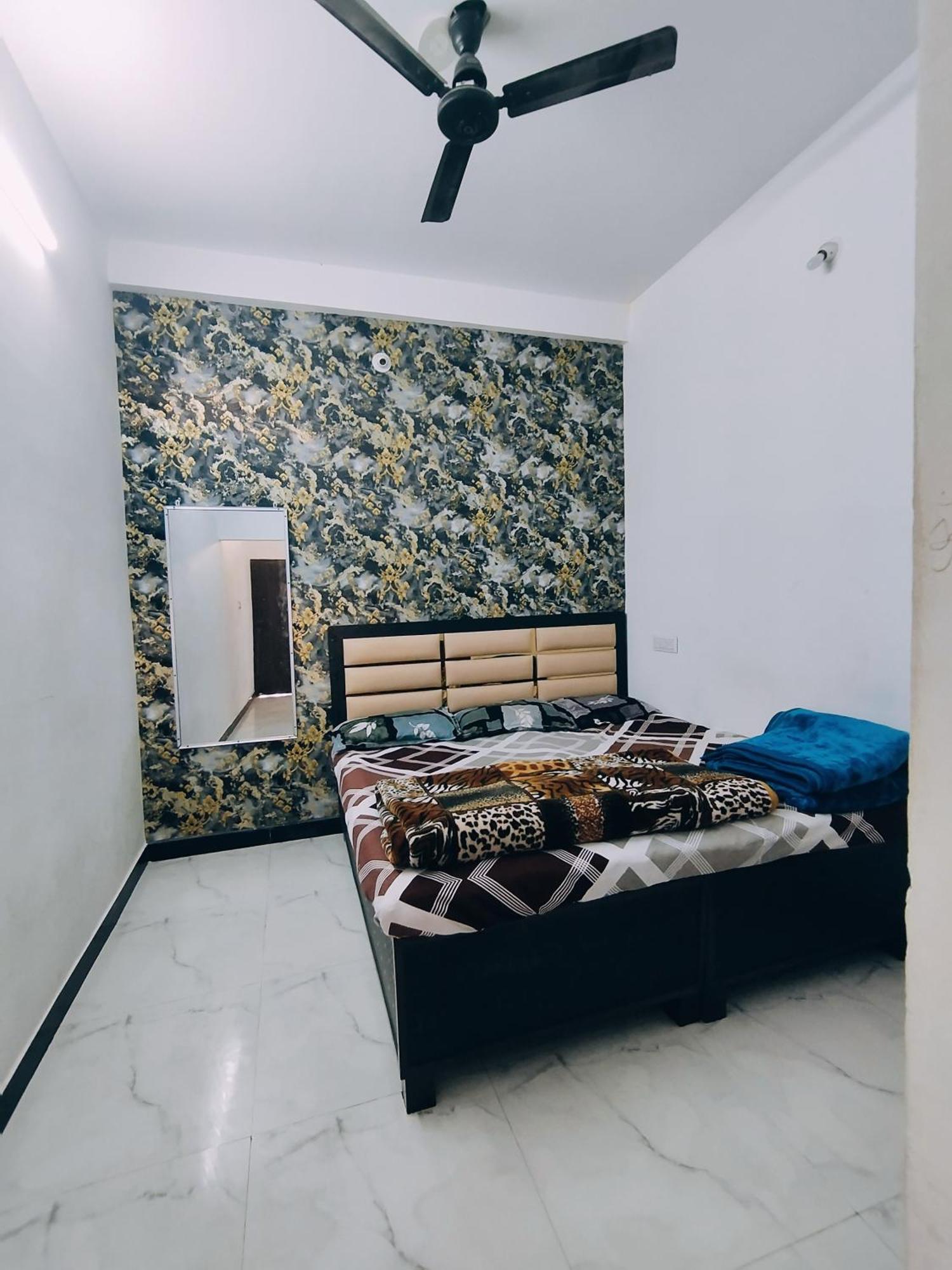 Kalpeshwar Homestay Ujjain Værelse billede