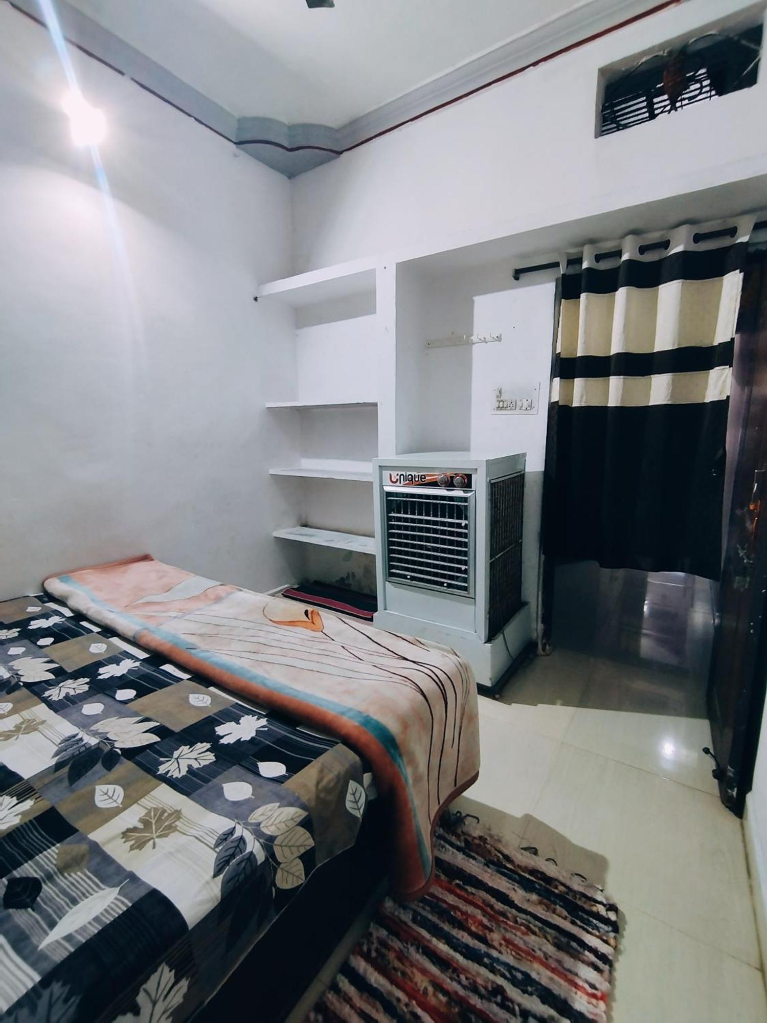 Kalpeshwar Homestay Ujjain Eksteriør billede