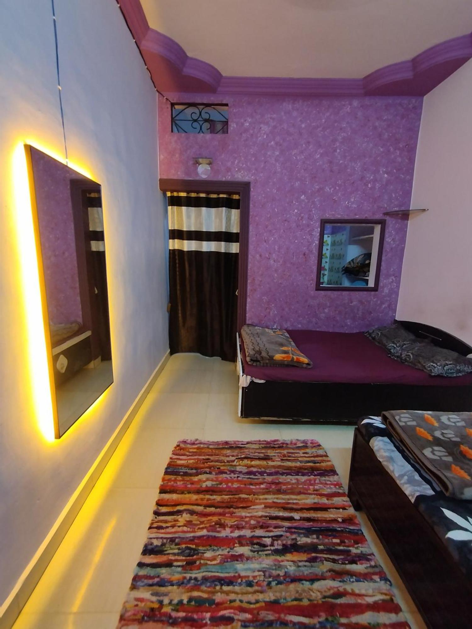 Kalpeshwar Homestay Ujjain Værelse billede